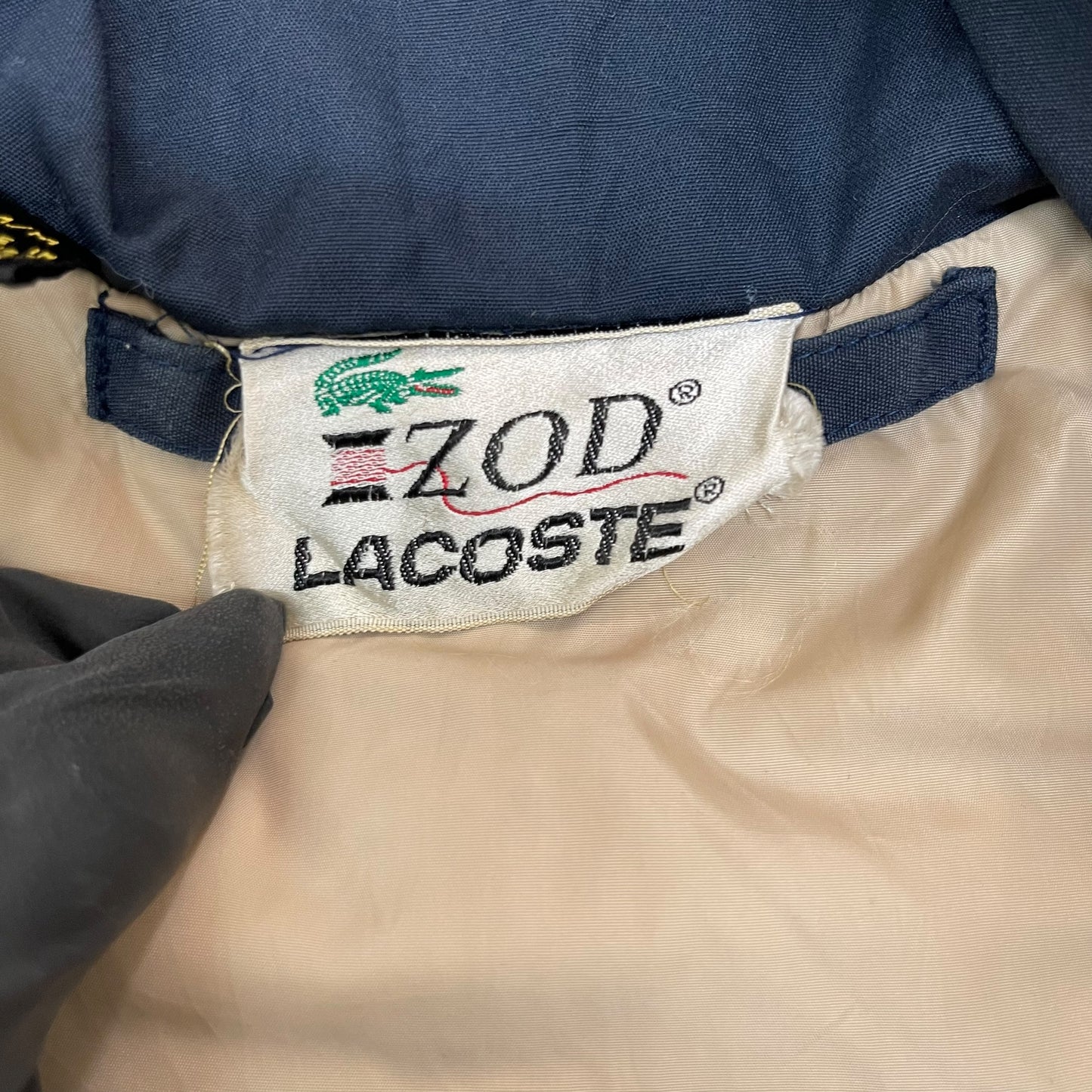 GC327 LACOSTE IZOD ナイロンジャケット ジャケット ジップアップ ネイビー メンズ サイズM