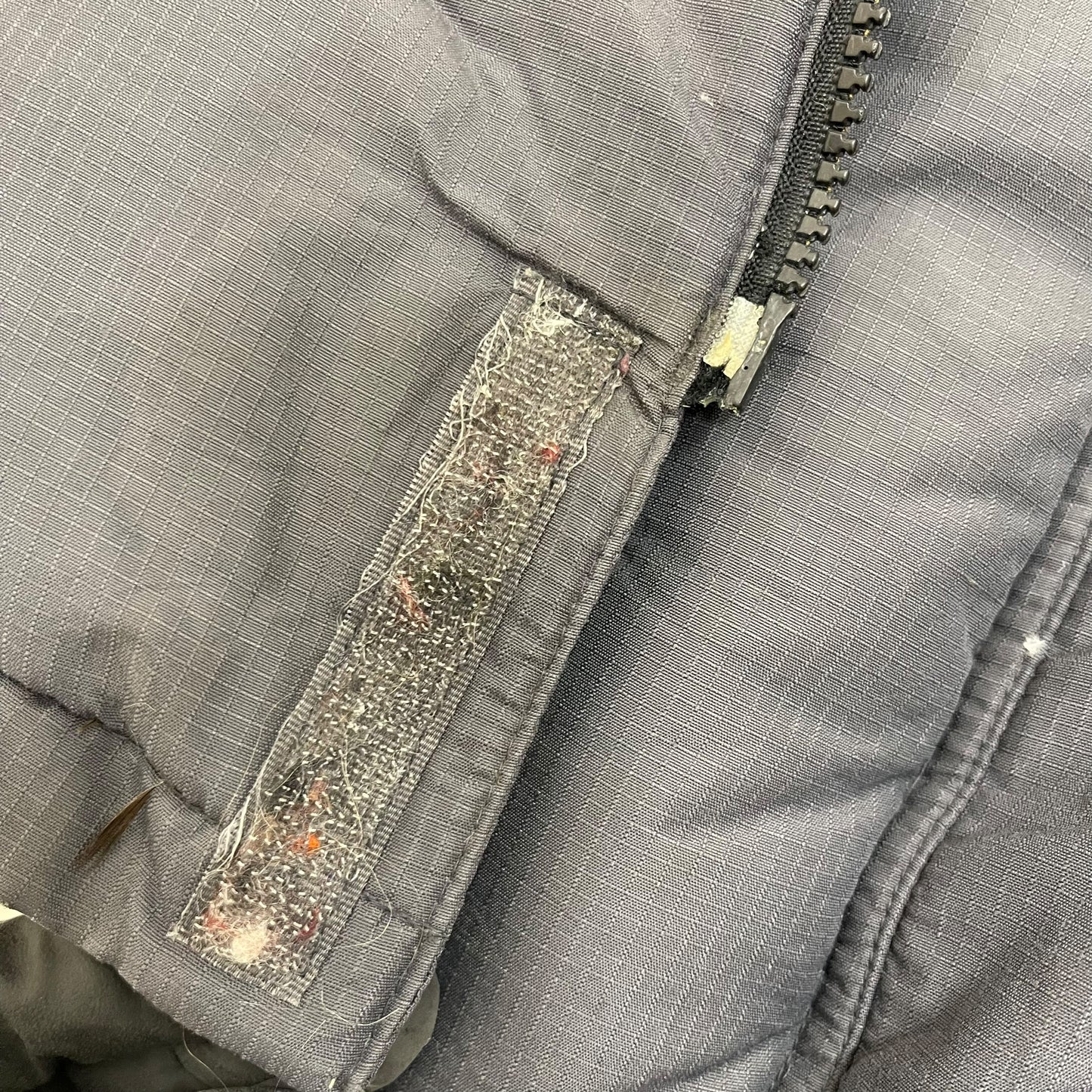 GC294 HELLY HANSEN ダウンジャケット 中綿ジャケット ジャケット グレー メンズ サイズL