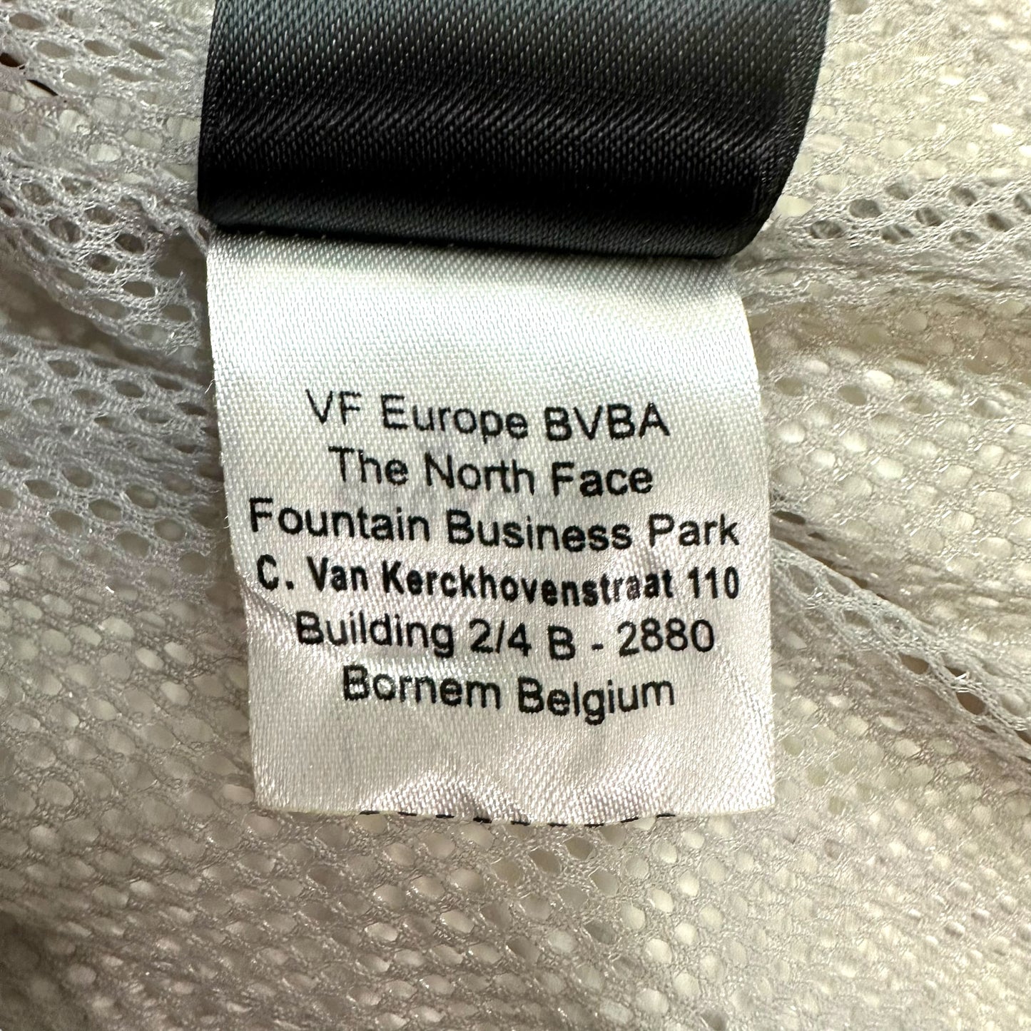GN143 THE NORTH FACE ザ・ノースフェイス HYVENT ナイロンパーカー XL/TG WOMENS マゼンタ系