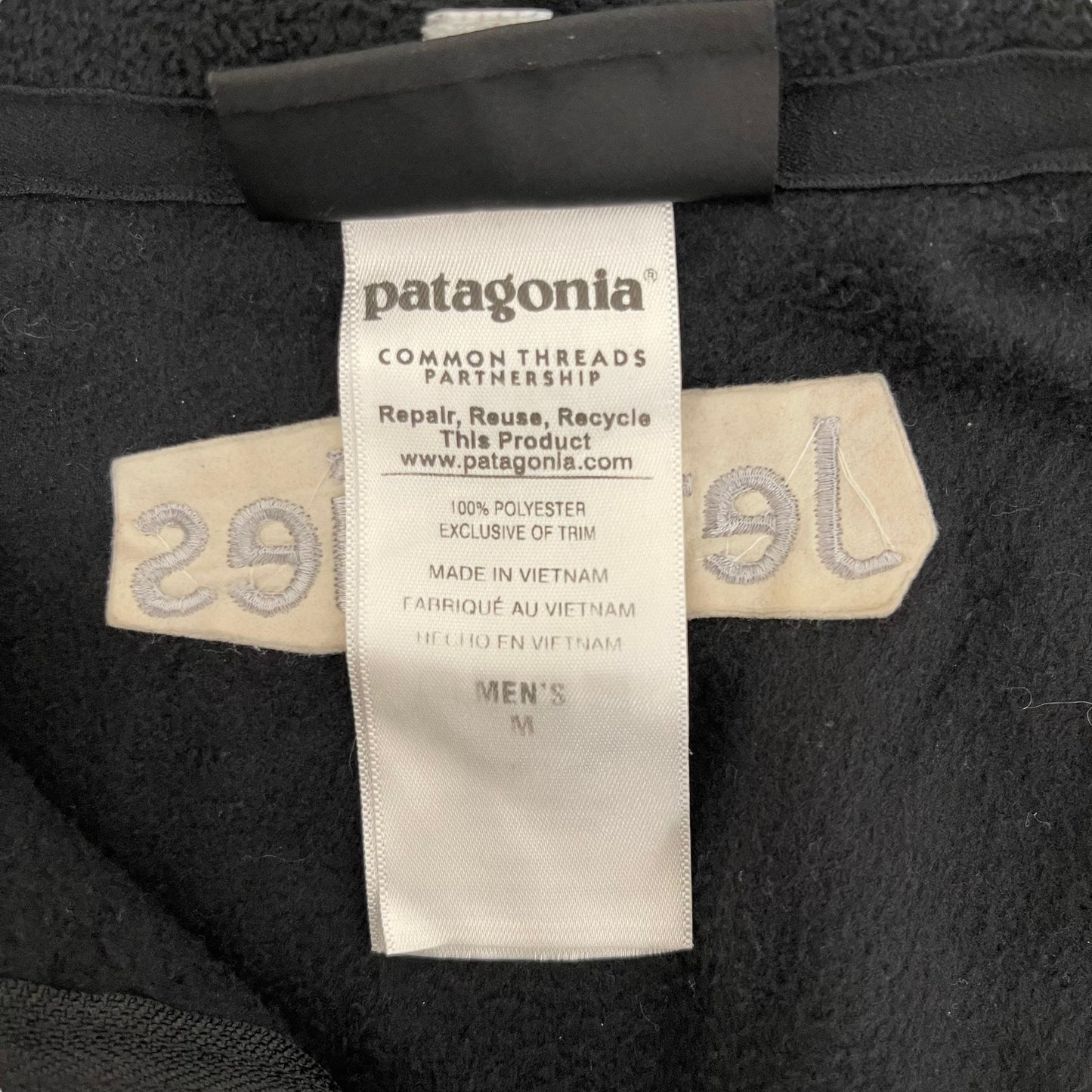 GC116 patagonia jefferies フリーストップス ジップアップ ブラック メンズ サイズM