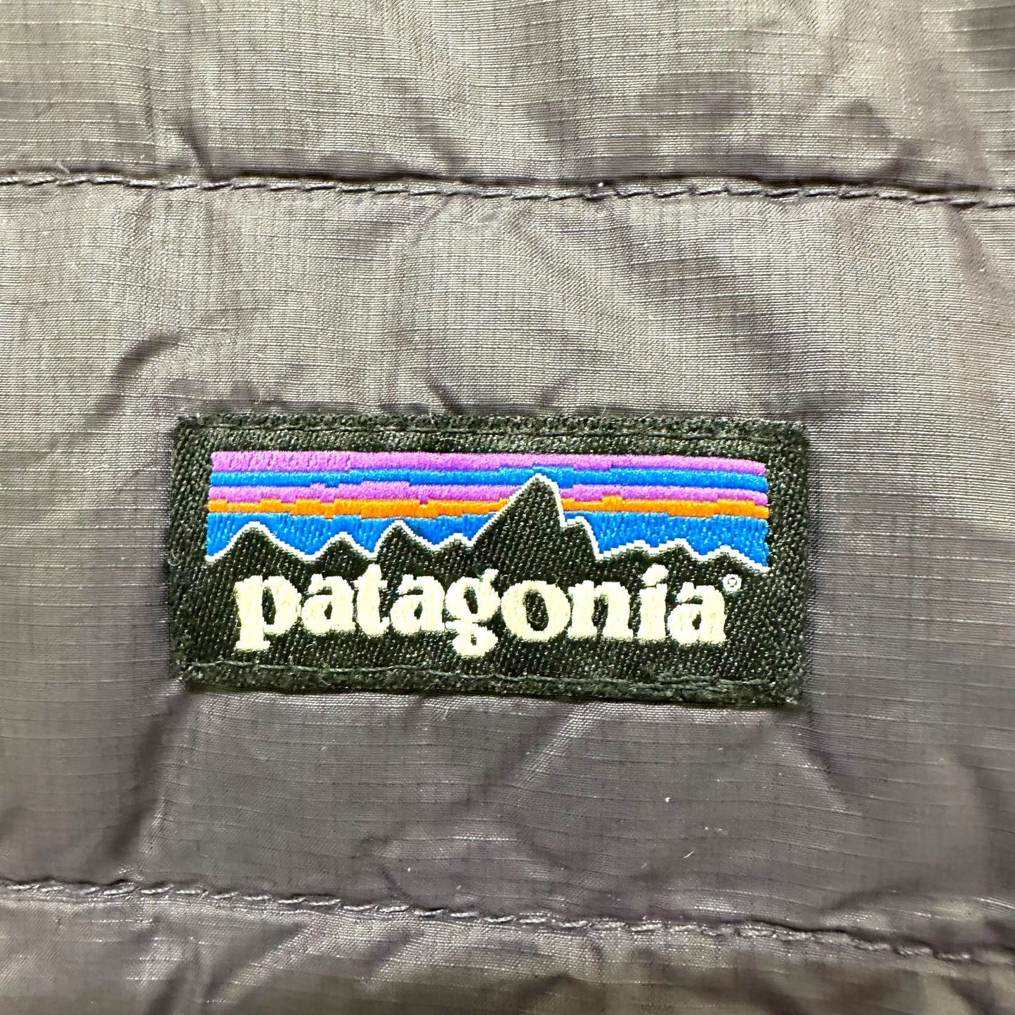 GN108 patagonia ダウンジャケット メンズ XS ネイビー